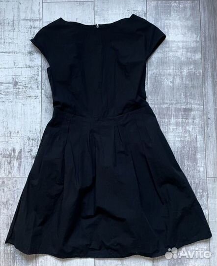 Платье uniqlo xs