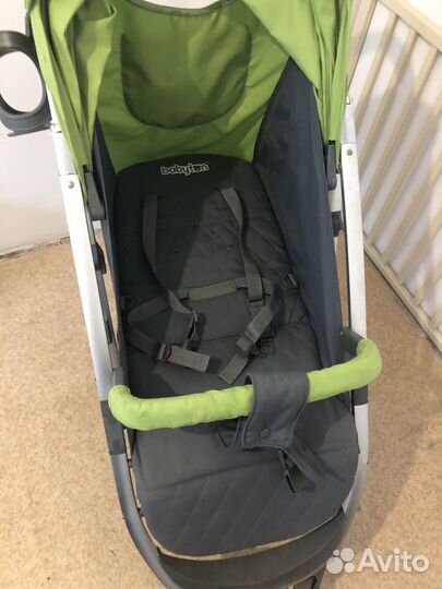 Прогулочная коляска