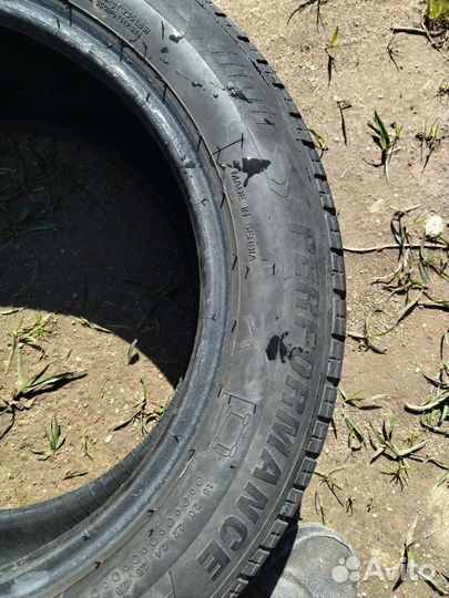 Taurus 401 High Performance 195/60 R15 88V