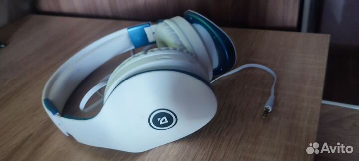 Беспроводные наушники defender b 525