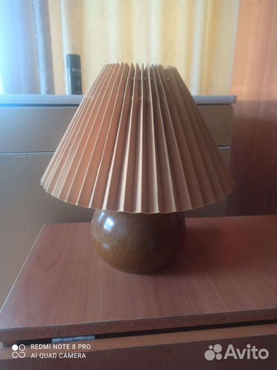 Лампа настольная