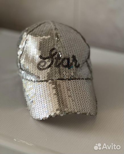 Бейсболка с пайетками marmalato новая