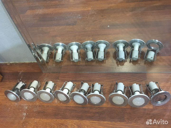 Светильник потолочный точечный