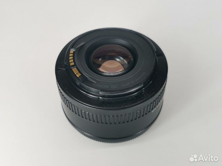 Canon 50mm f1.8 II