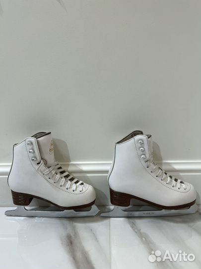 Фигурные коньки jackson artiste