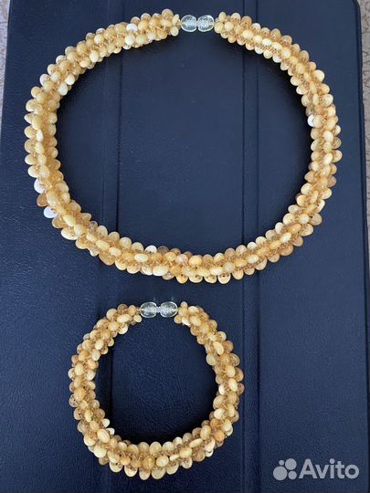 Ожерелье и браслет из янтаря