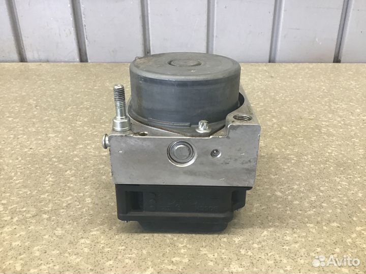 Блок ABS (насос) Nissan Almera (G15) 2013