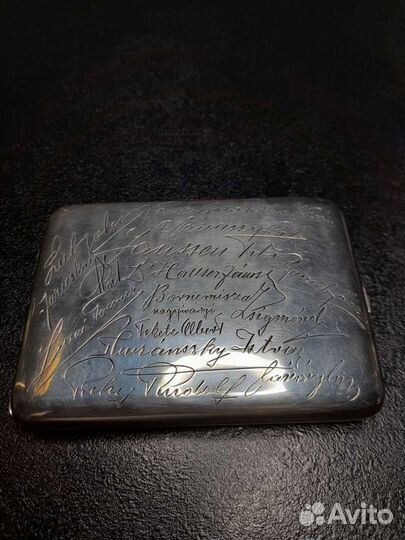 Серебряный портсигар