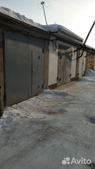 Гараж в районе рынка 44,6 м2, 2х этажный