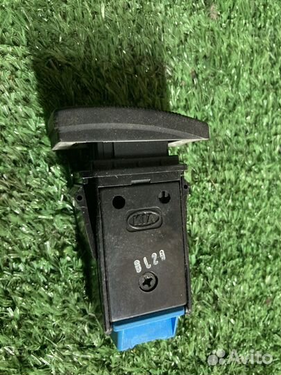 Кнопка вкл задних противотуманных фар kia spectra