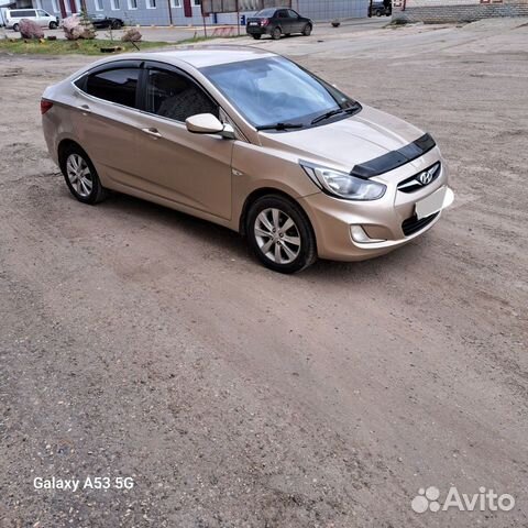 Hyundai Solaris 1.6 MT, 2011, 178 000 км с пробегом, цена 715000 руб.