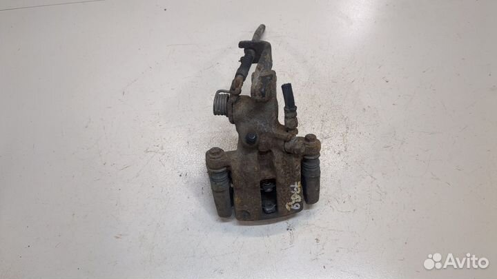 Суппорт Nissan Primera P11, 1999