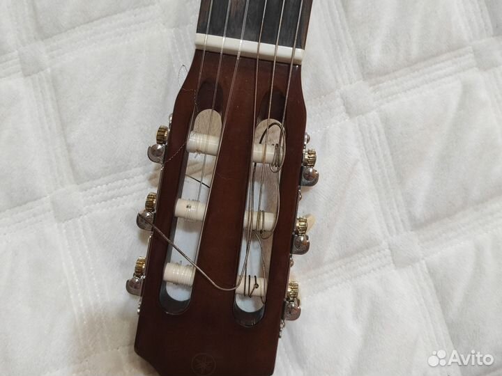 Гитара yamaha c40