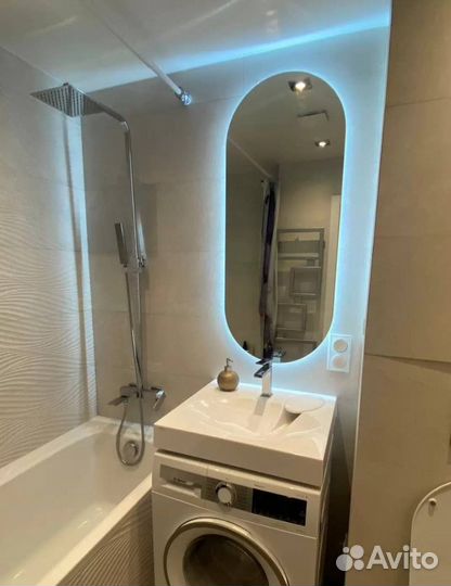 Зеркало капсула «парящее» с LED подсветкой