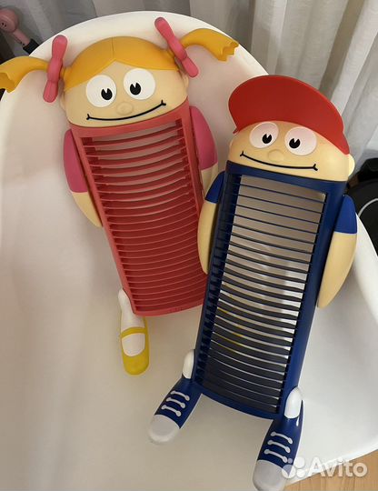 Стеллаж,стойка,держатель для сд дисков в детскую