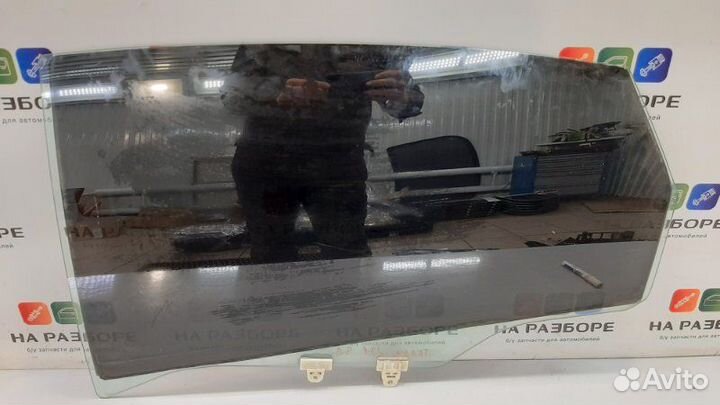 Стекло двери заднее левое Nissan Teana J31