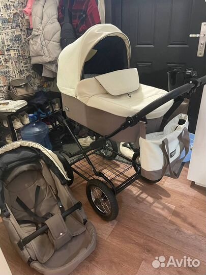 Коляска детская Riko Basic Bella 2 в 1