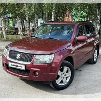 Suzuki Grand Vitara 2.0 AT, 2006, 240 000 км, с пробегом, цена 875 000 руб.