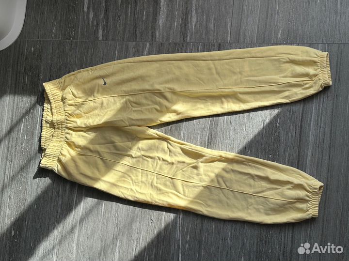 Джоггеры nike
