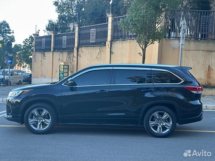 Toyota Highlander 2.0 AT, 2021, 43 000 км