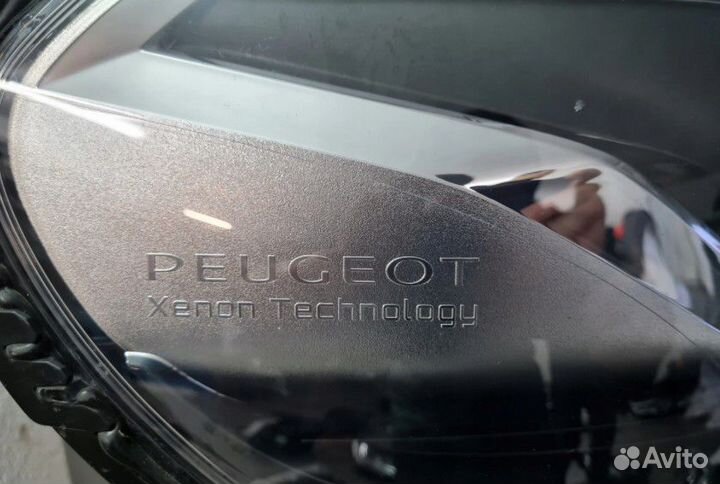 Peugeot Expert Traveller фара ксенон xenon