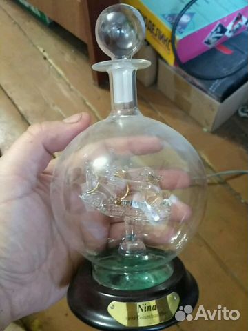 Фигурка кораблик