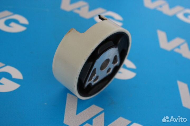 Сайлентблок подрамника Октавия, Джетта, Пассат