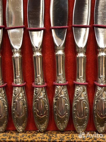 Набор столовых приборов мельхиор