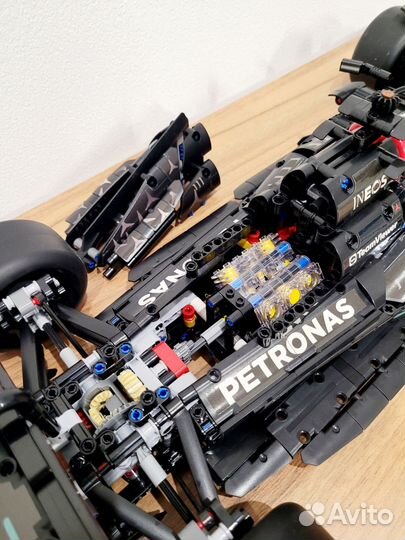 Конструктор technic Формула 1, Болид Mercedes F1