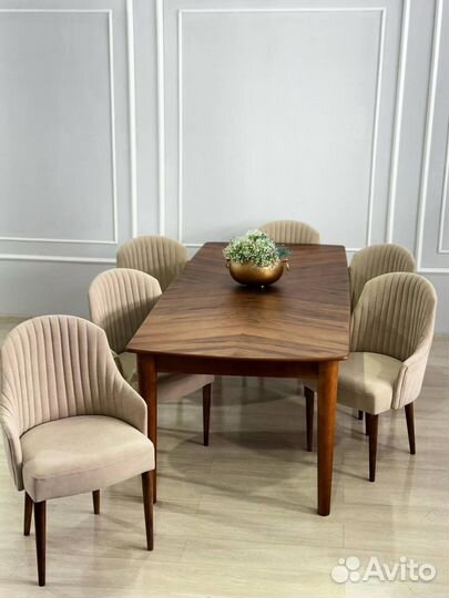 Столы и стулья новые