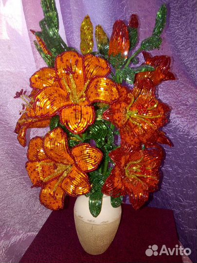 Цветы из бисера