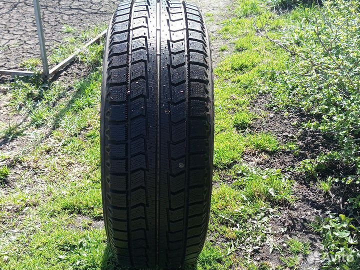 Bridgestone Blizzak MZ-02 225/60 R16