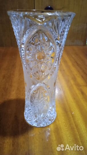 Ваза для цветов хрустальная