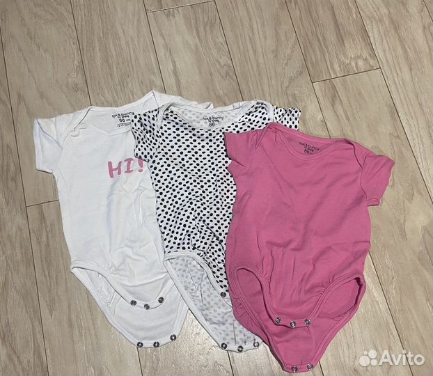 Фирменные вещи пактом для девочки