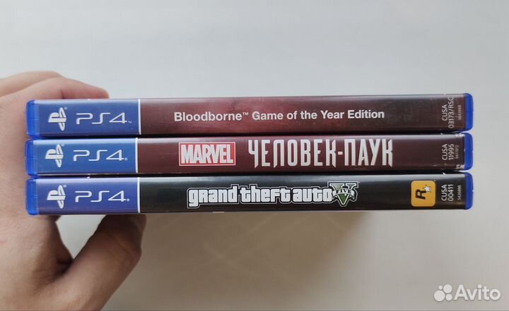 Диски игры PS4, GTA V, Bloodborne, Человек Паук