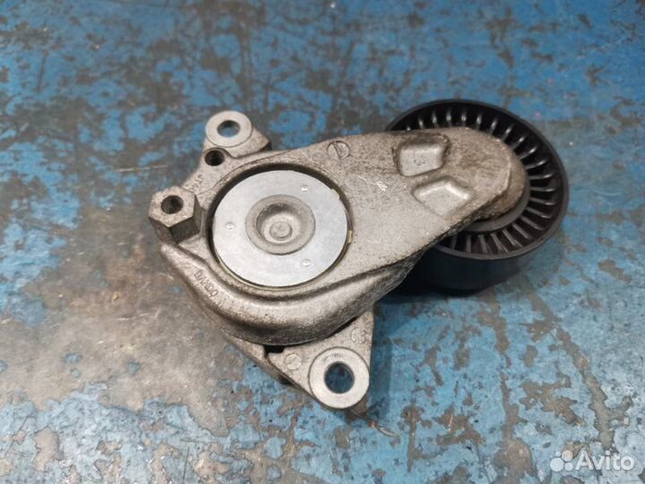 Натяжитель Toyota Corolla E150