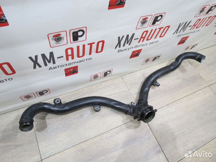 Патрубок интеркулера Porsche Macan