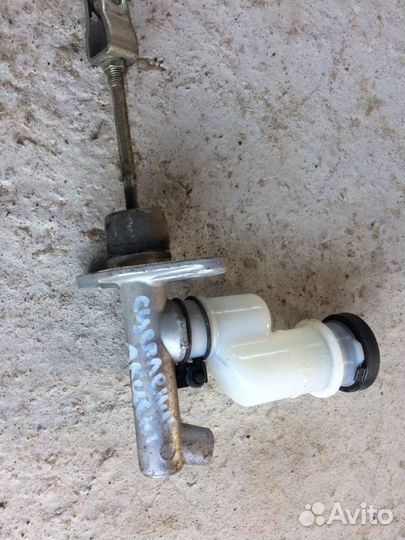 Хундай Акцент главный цилиндр сцепления