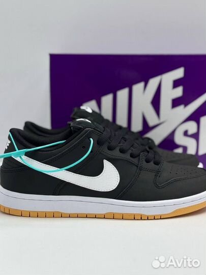 Кроссовки Nike sb dunk low pro black gum