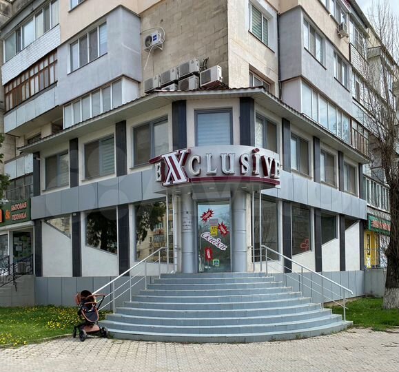 3-к. квартира, 105 м², 2/5 эт.