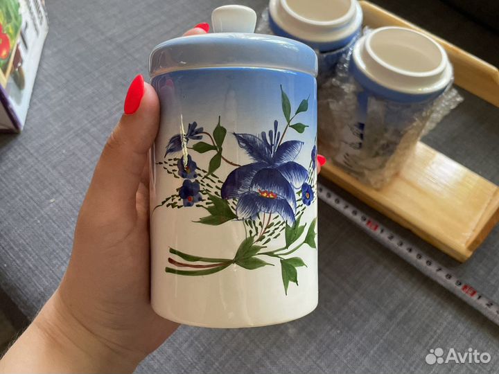 Набор баночек из керамики