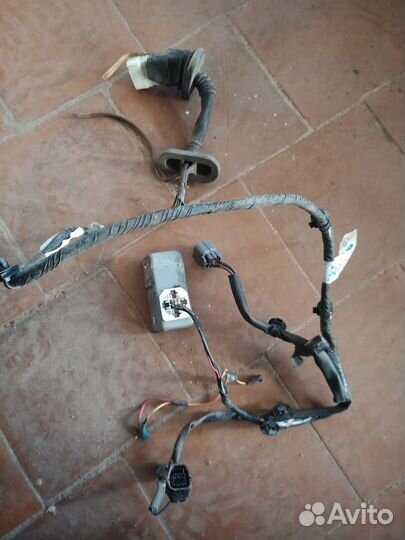 Проводка (коса) дверная Mitsubishi Pajero 2003 III