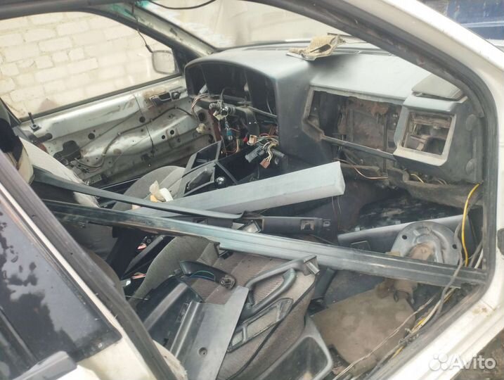 Пластик салона VW Passat B3 B4