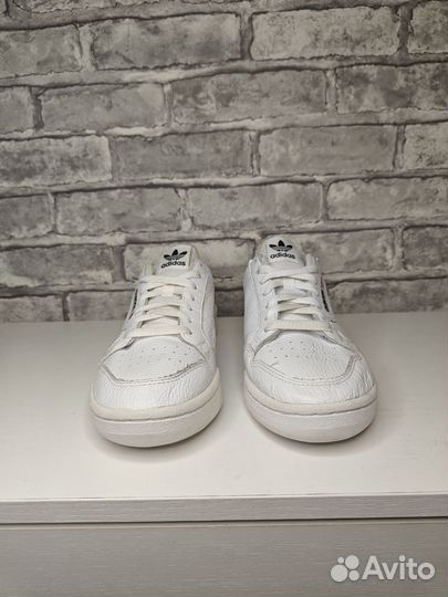Adidas continental 80