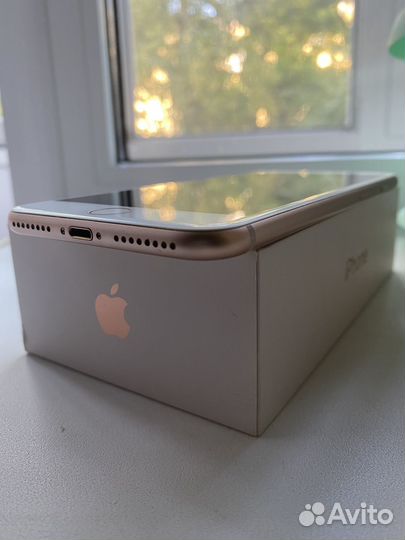 Apple iPhone 8 plus 64gb