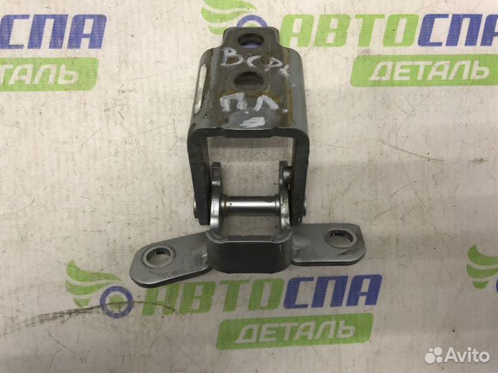 Петля двери передняя левая Mazda 3Bp хетчбек 5D