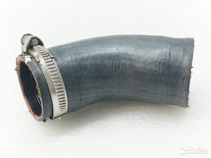 Патрубок интеркулера Volkswagen Tiguan 2 1.6D DGD