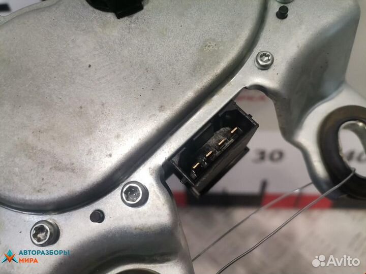 Моторчик заднего стеклоочистителя (дворника) Skoda