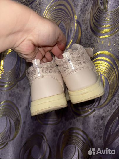 Кроссовки для девочки 27 размер