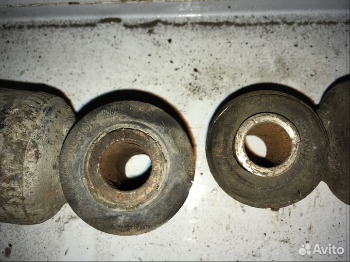 Амортизатор задний Volkswagen Transporter T4